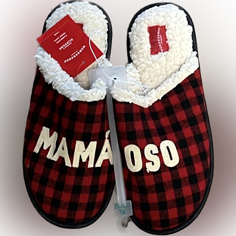 Women’s Wondershop by Target slippers